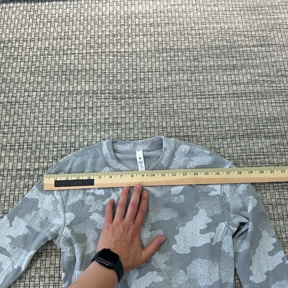 Lululemon close to crossing long sleeve *rulu size 6 - Picture 8 of 12